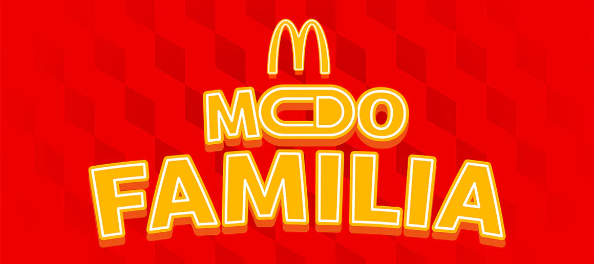Un cartell que té un fons vermell, el logotip de McDonalds i un text en què posa Mode Família