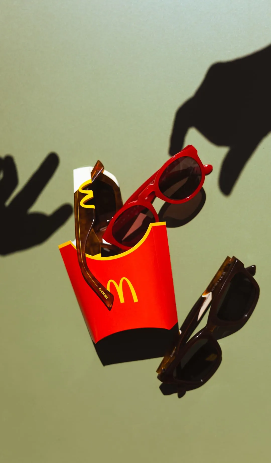 Story 1: McDonald's x Mr. Boho. ¡Lo mejor del verano está a la vista!